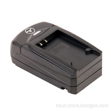 Charger with 800mA DC Output Current, Fits for Nikon Digital Camera Battery EL15
